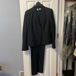 Calvin Klein pant suit, size 12, like new condition